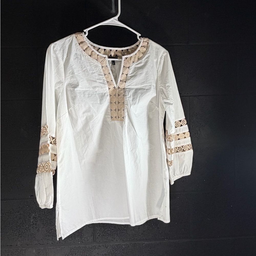 Talbots White Tunic with Tan embroidered cutout Accents - Picture 3 of 15